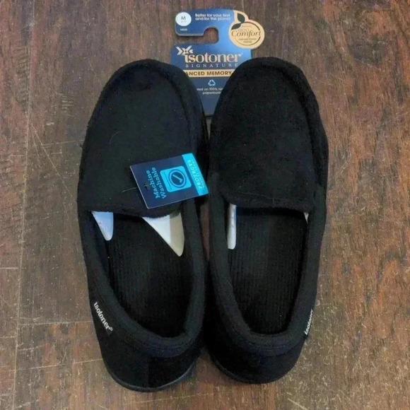 Isotoner Men's Microterry and Waffle Travis Moccasin Slippers - Picture 1 of 10